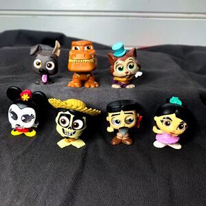 2023 Disney Doorables Lot of 7 Series 10 Hector Rivera, Butch, Gideon Cat, Mulan